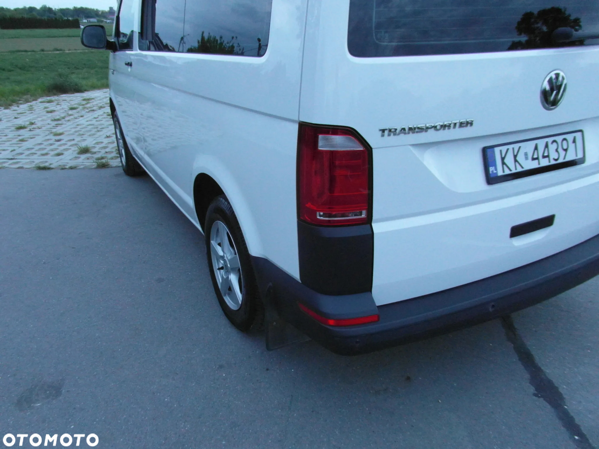 Volkswagen Transporter T6 TDI L1H1 - 5