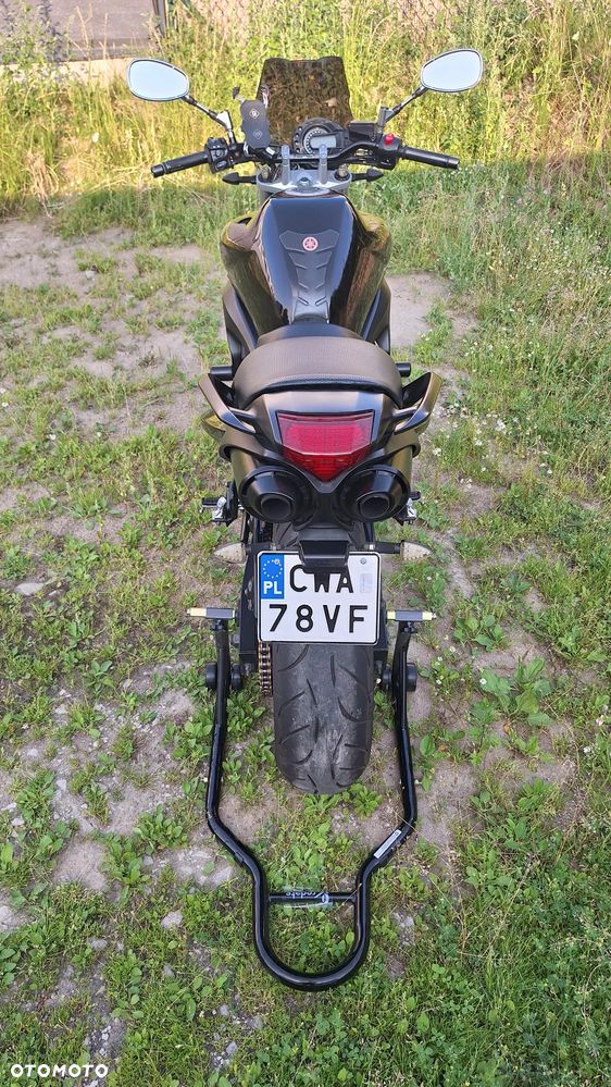 Yamaha FZ6 - 8