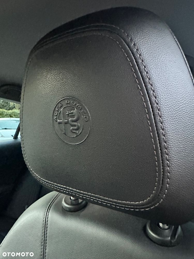 Alfa Romeo Stelvio 2.0 Turbo Q4 - 9