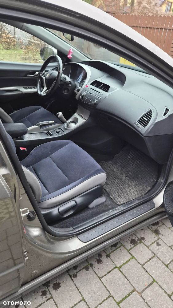 Honda Civic 1.8 Comfort - 5