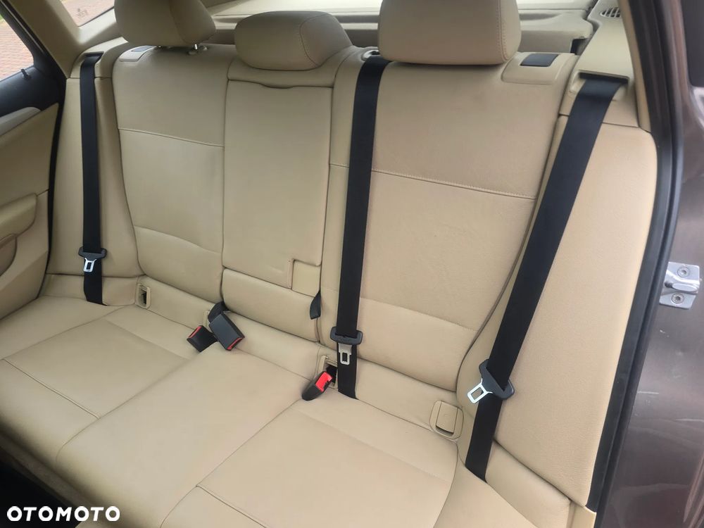 BMW X1 - 15