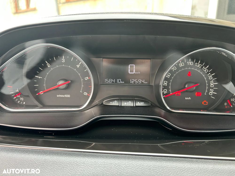 Peugeot 208 e-HDi 92 Stop&Start Active - 9