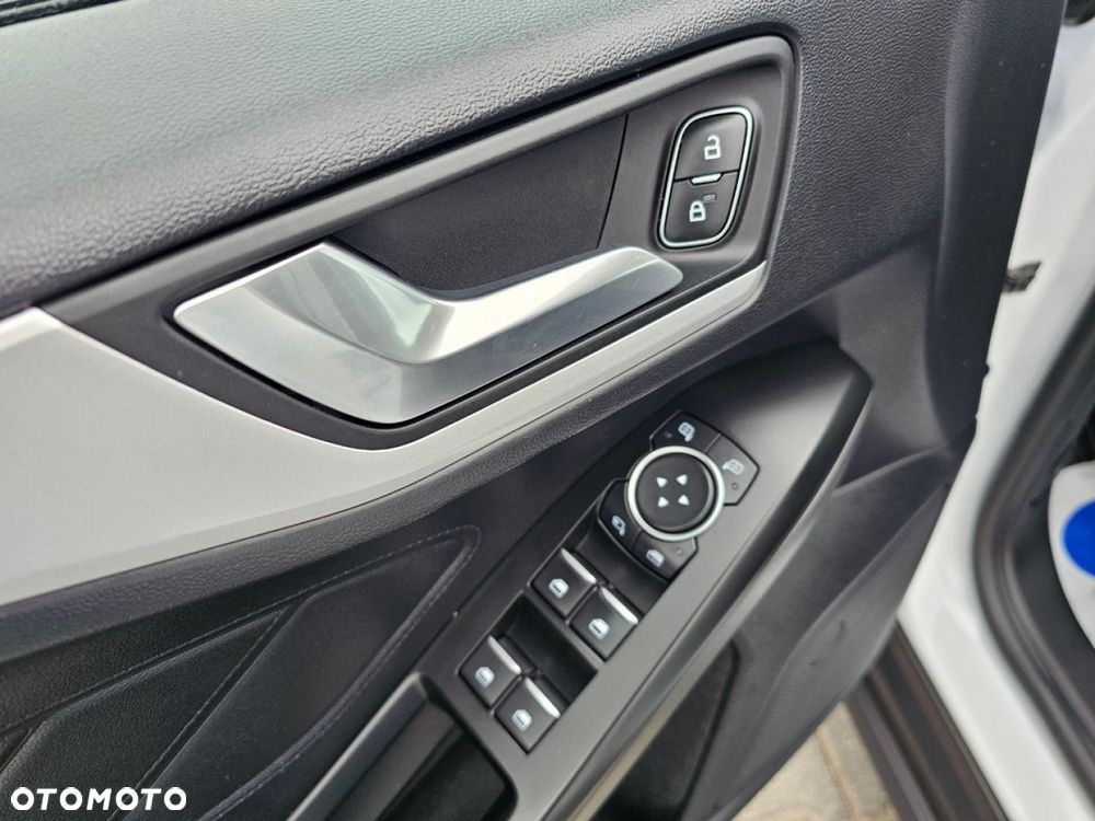 Ford Focus - 33