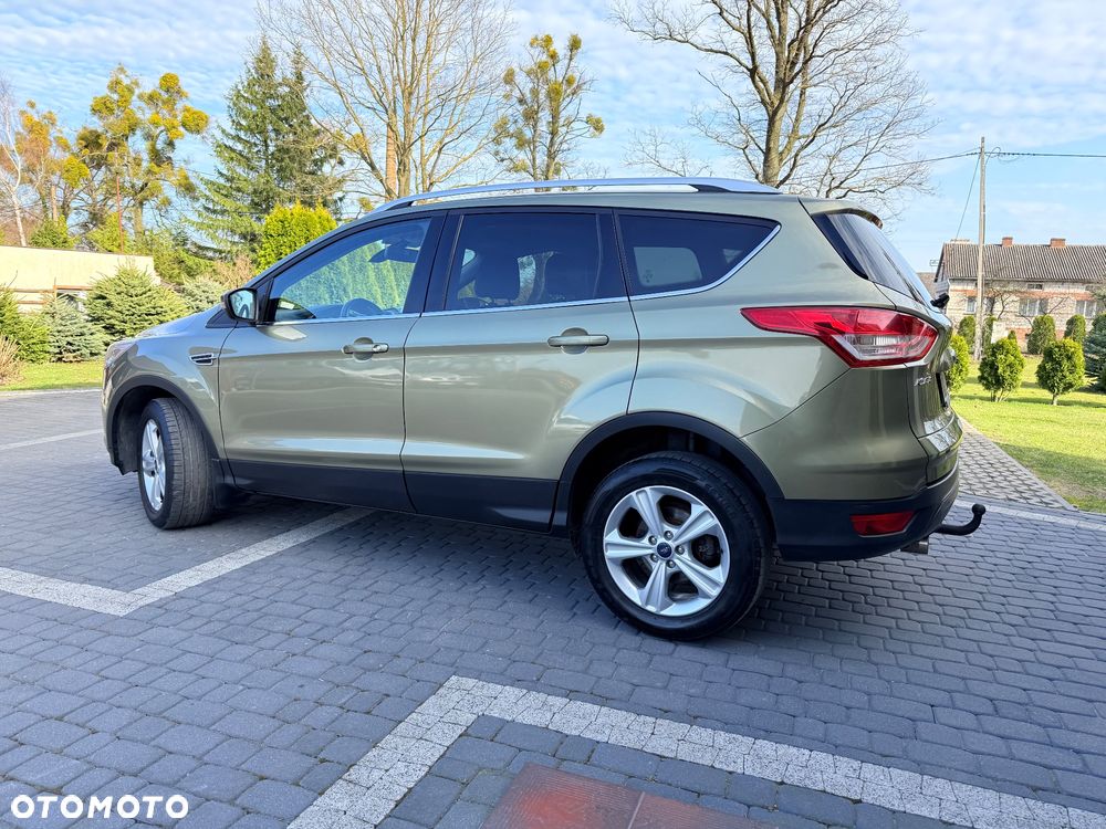 Ford Kuga - 4