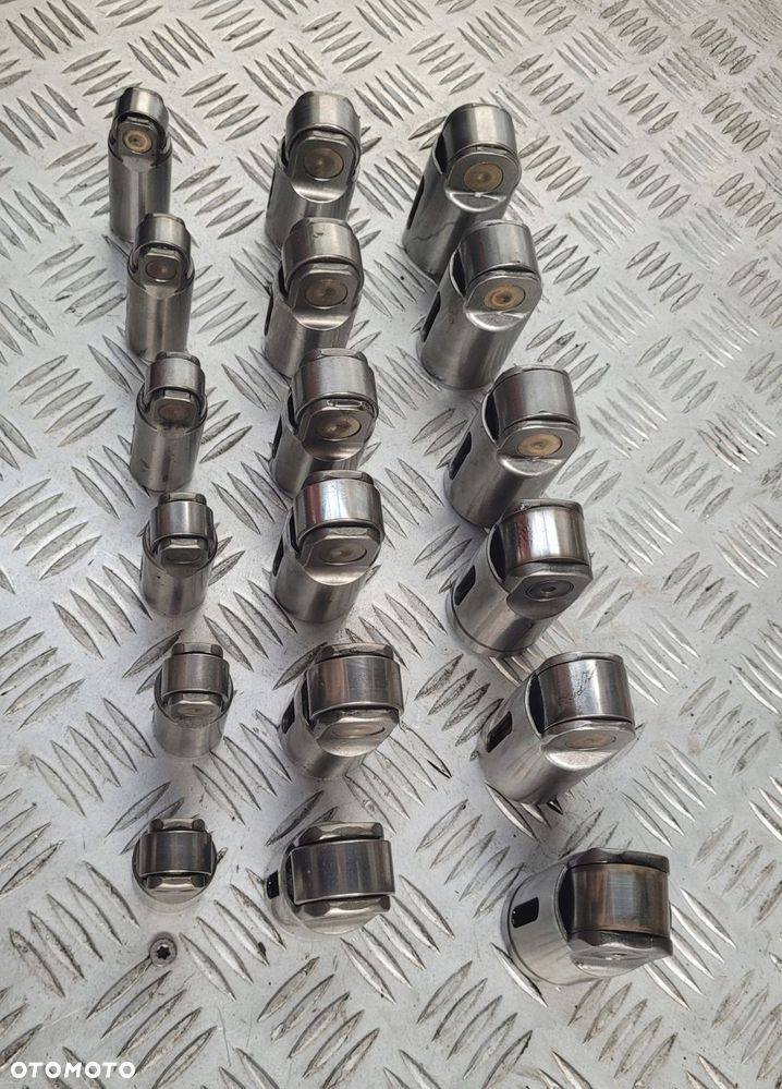 SZKLANKA / ROLKA POPYCHACZY ZAWORÓW DAF XF 105 410 km / 460km / 510km - 3