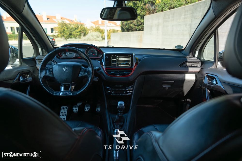 Peugeot 208 1.6 THP GTi - 10