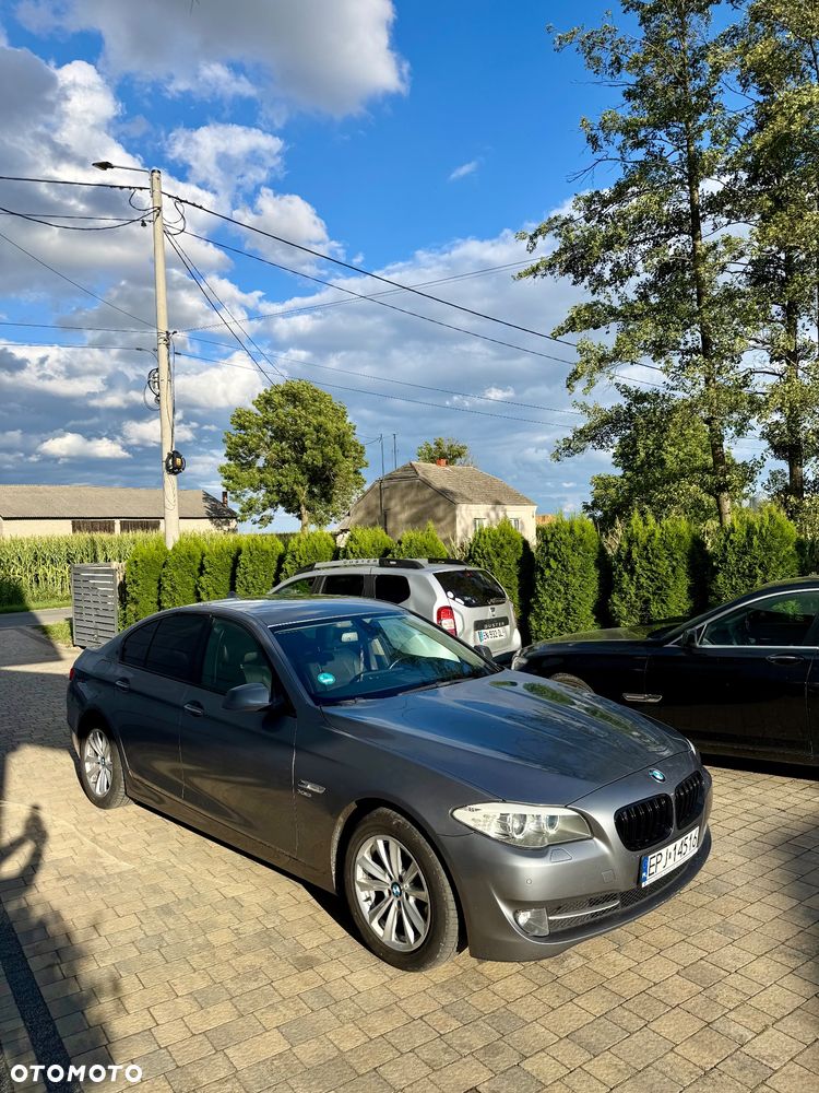 BMW Seria 5 530d xDrive - 16