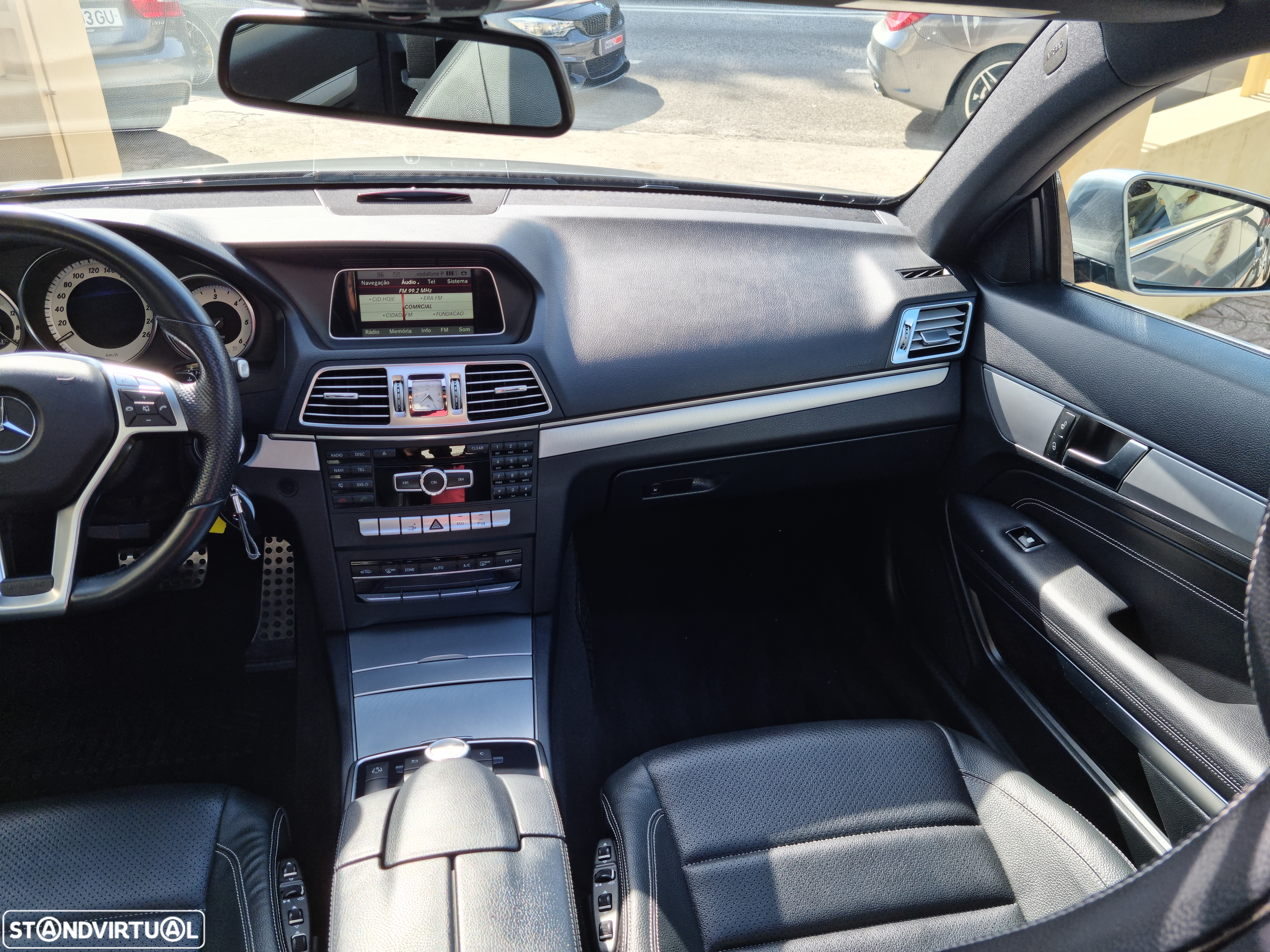 Mercedes-Benz E 220 CDI DPF Coupe BlueEFFICIENCY 7G-TRONIC Avantgarde - 26