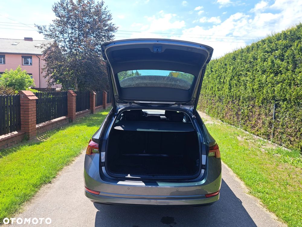 Skoda Octavia 2.0 TDI Style DSG - 11
