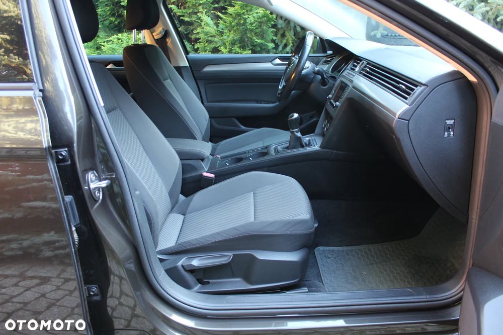 Volkswagen Passat 2.0 TDI BMT Comfortline - 5