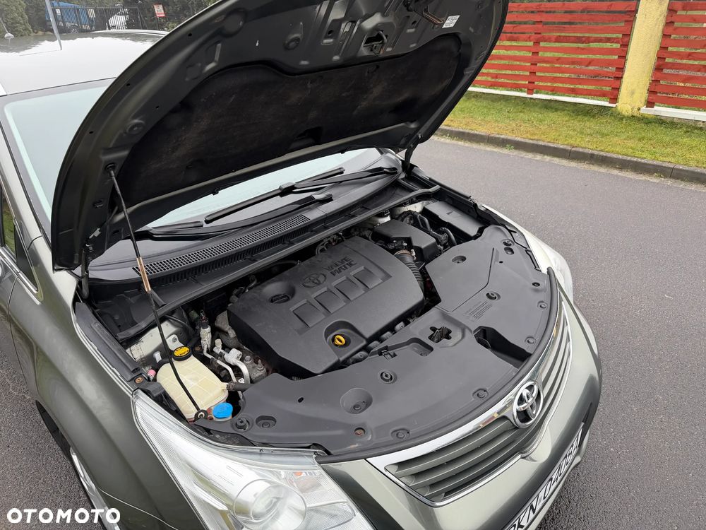 Toyota Avensis 1.8 Executive - 26