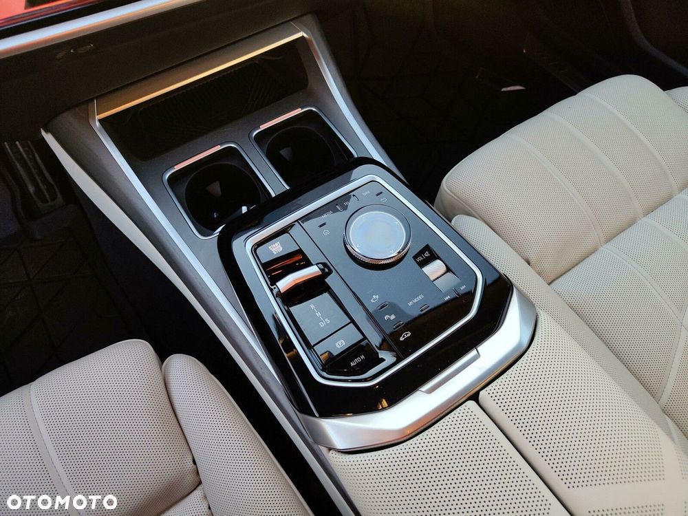 BMW Seria 7 - 17