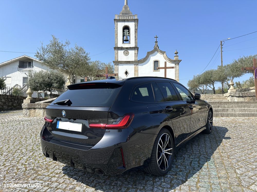 BMW 330 e Pack Desportivo M Pro Auto - 10