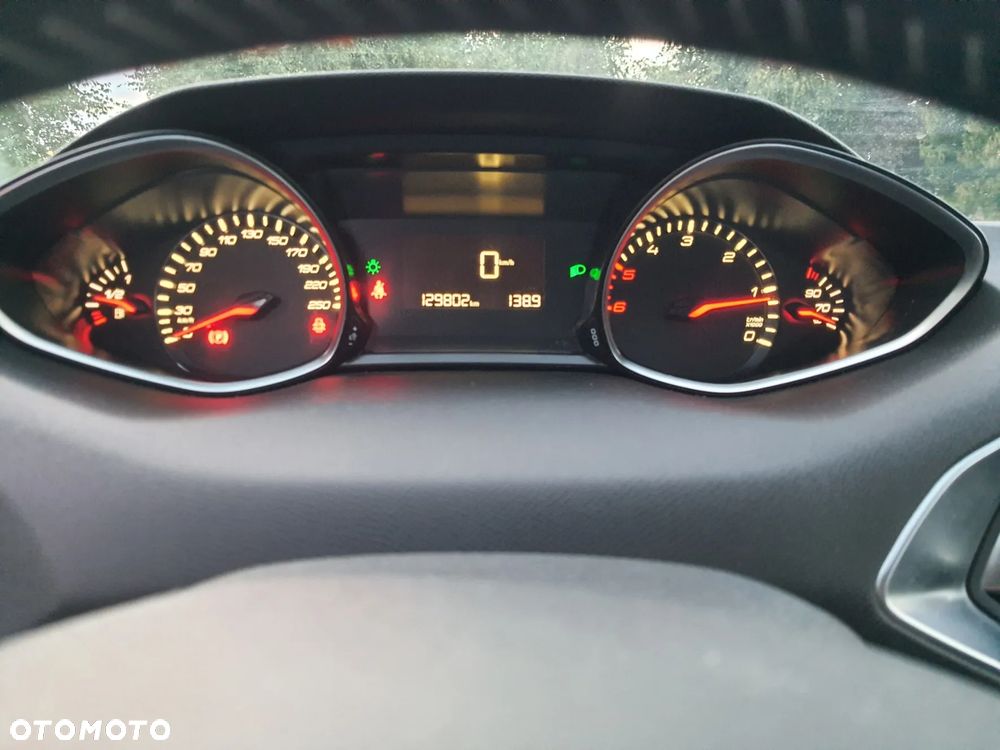 Peugeot 308 1.6 BlueHDi Active S&S - 8