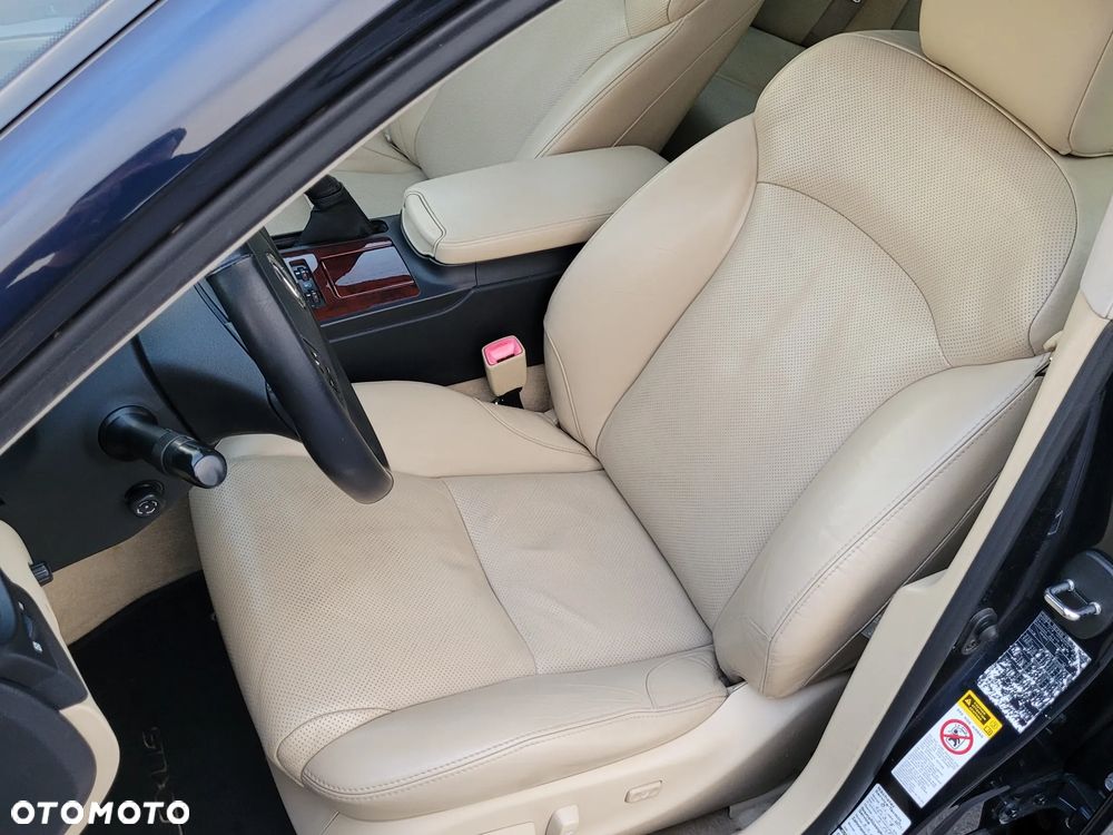 Lexus IS 250 Elegance - 16