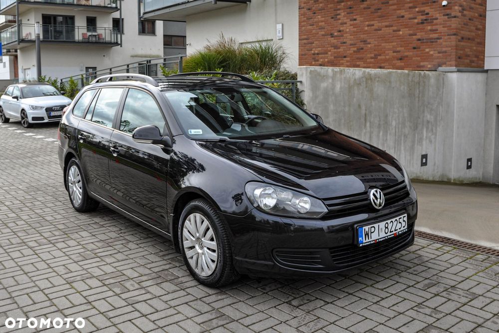 Volkswagen Golf - 6