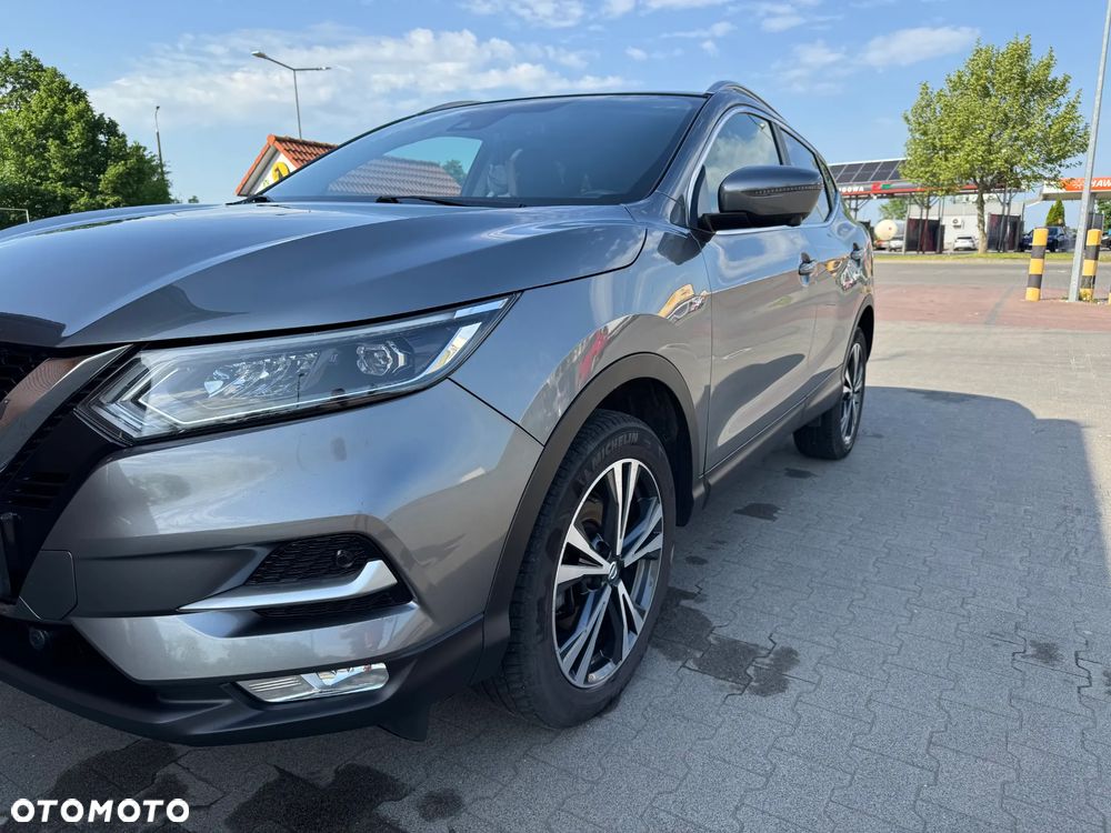 Nissan Qashqai 1.6 DIG-T N-Connecta - 16