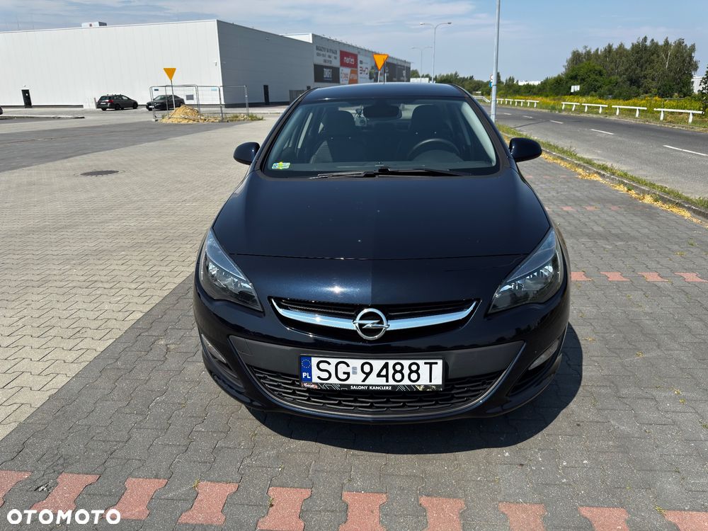 Opel Astra 1.6 EU6 - 2