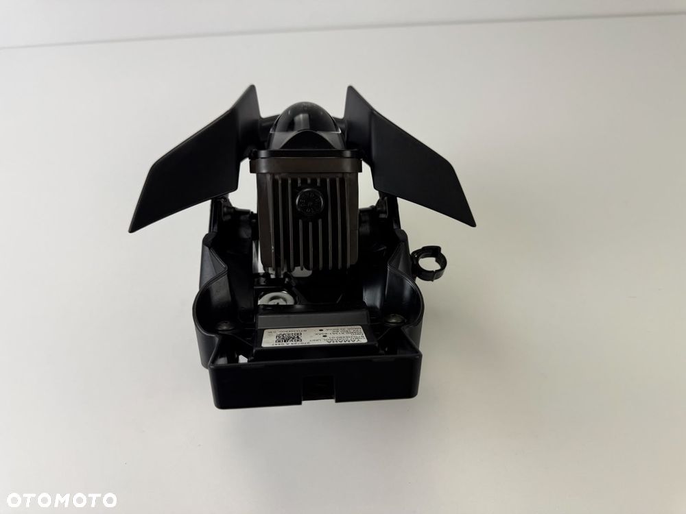 Przednia lampa reflektor Yamaha MT 125 2020+ - 10