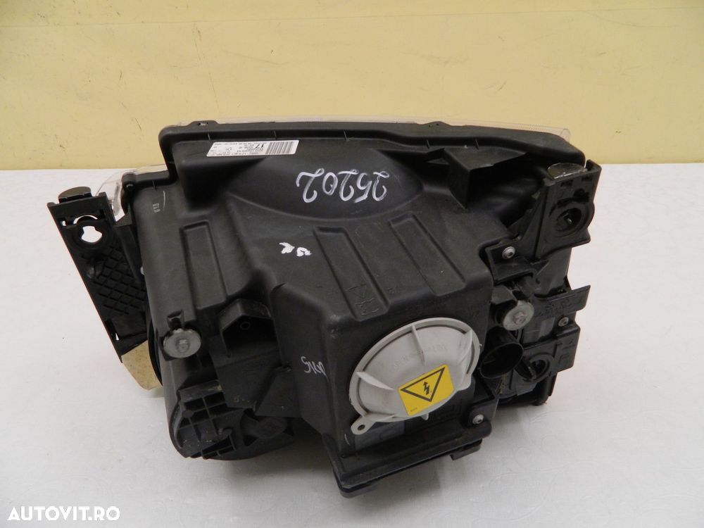 Far dreapta Land Rover Discovery 3 Xenon, 2004, 2005, 2006, 2007, 2008, 2009, cod origine 5H22-13W029-RA. - 7