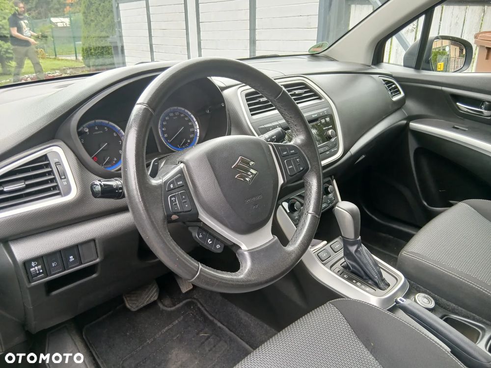 Suzuki SX4 S-Cross 1.6 VVT CVT 4x4 Comfort - 5
