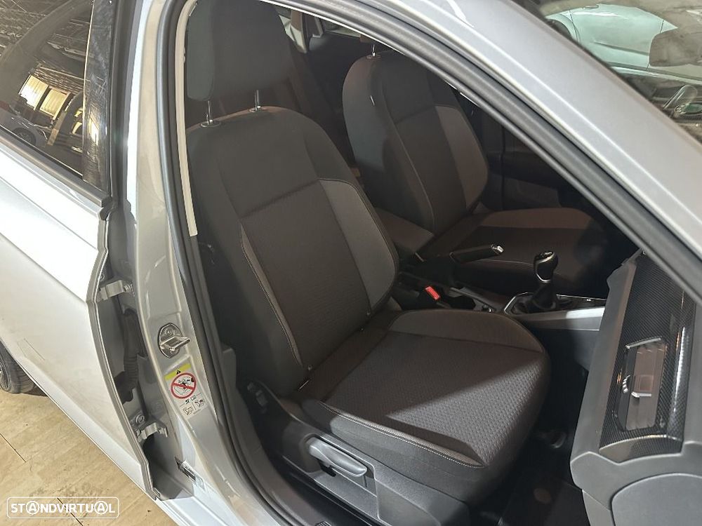 VW Polo 1.0 TSI Urban - 14