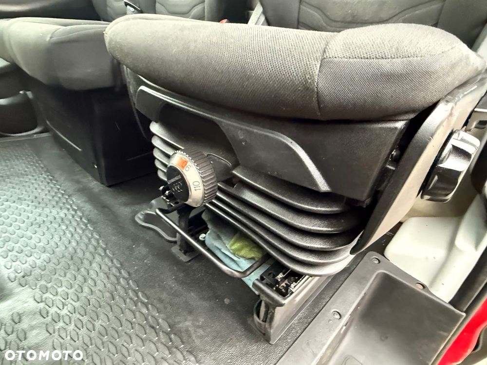 Iveco DAILY 35S - 17