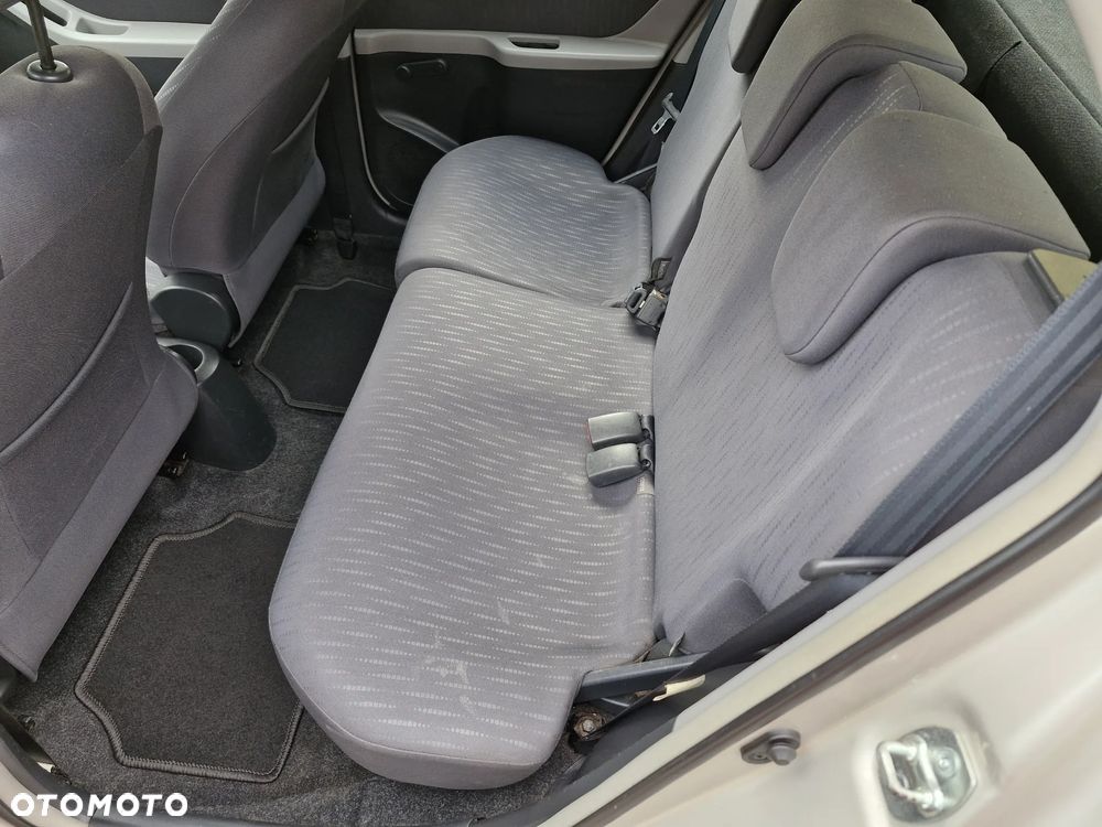 Toyota Yaris 1.33 VVT-i Cool+ - 8