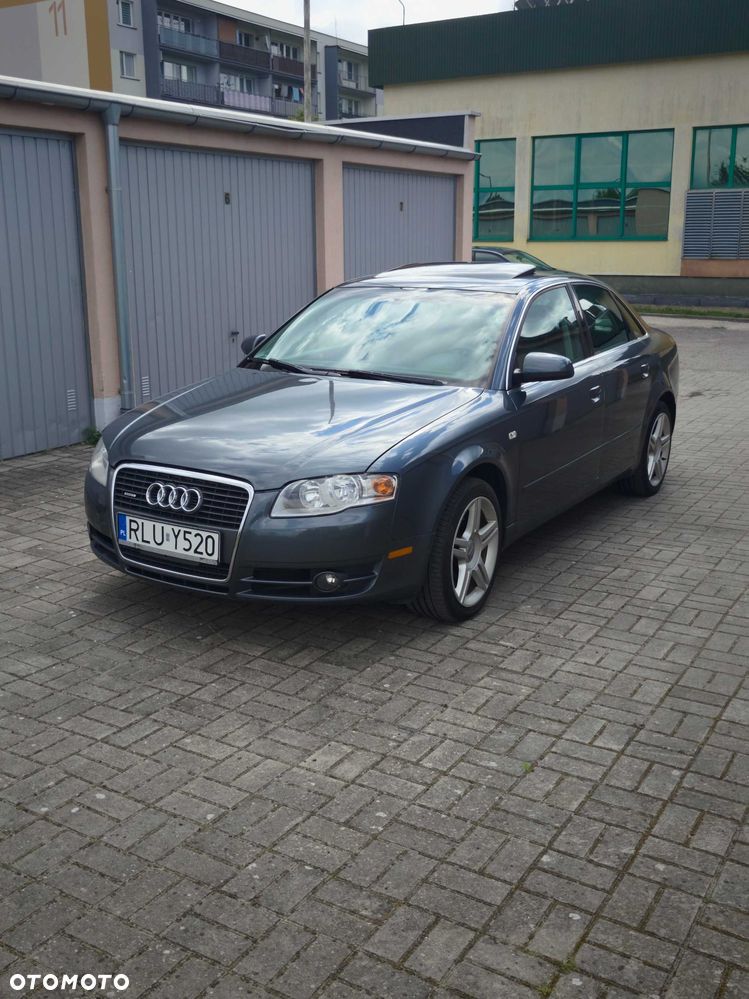 Audi A4 Limousine - 5