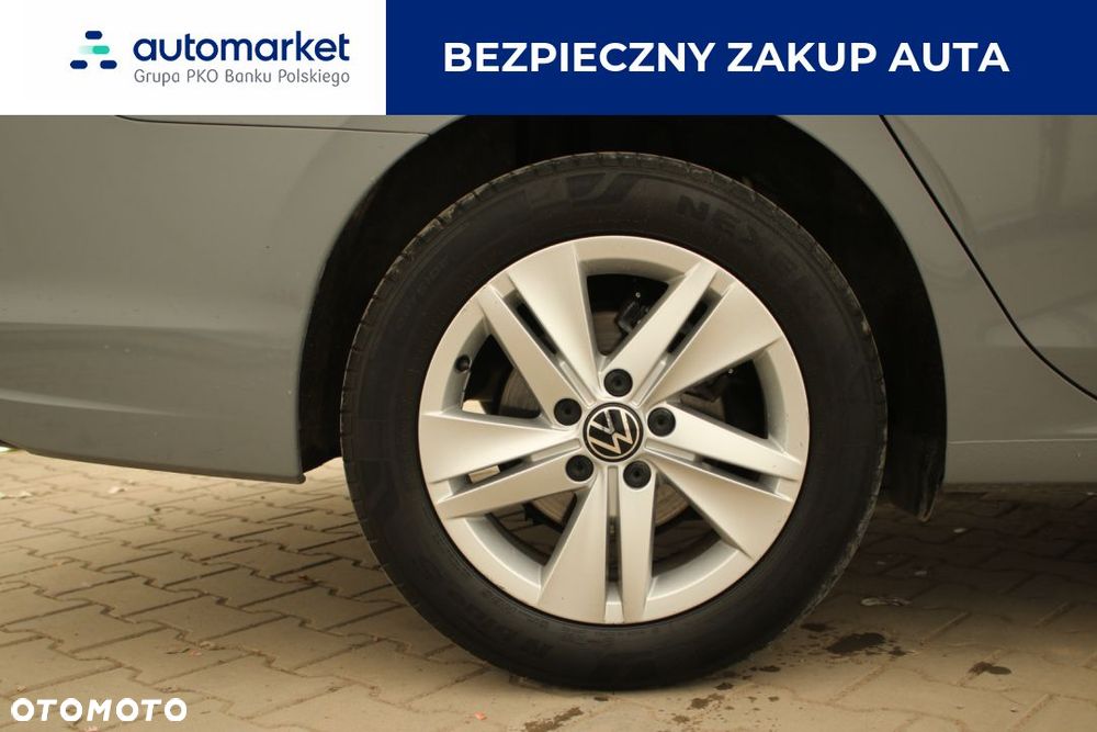 Volkswagen Golf VIII 1.5 TSI EVO Life - 12