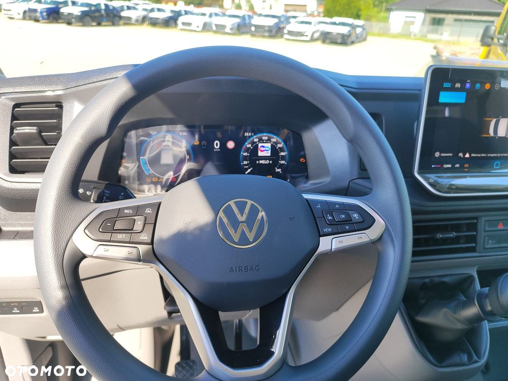 Volkswagen CRAFTER - 8