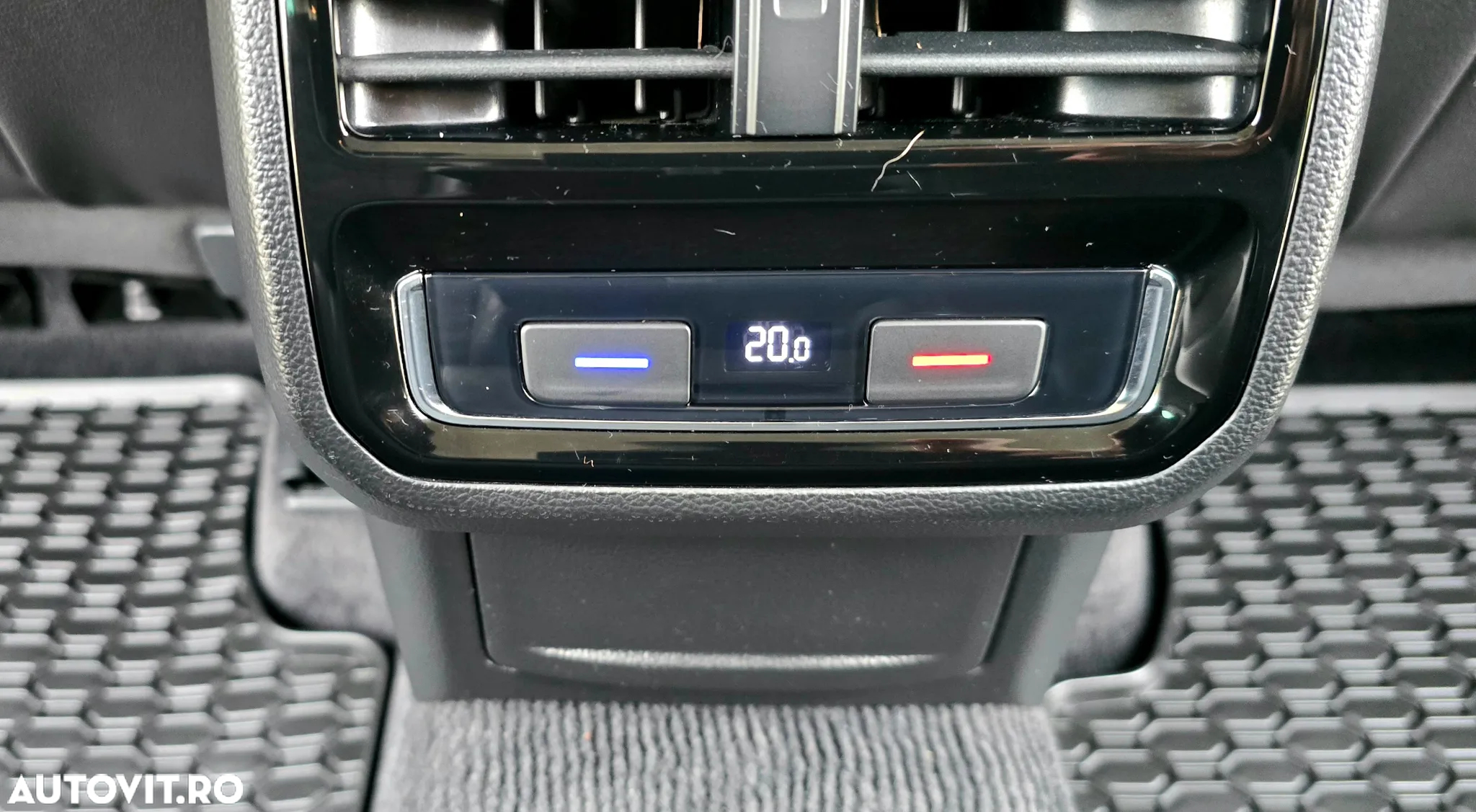 Volkswagen Passat Variant 2.0 BiTDI 4Mot DSG Highline - 15