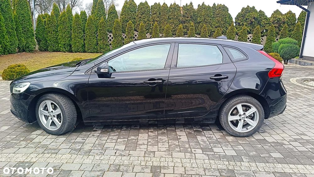 Volvo V40 - 16