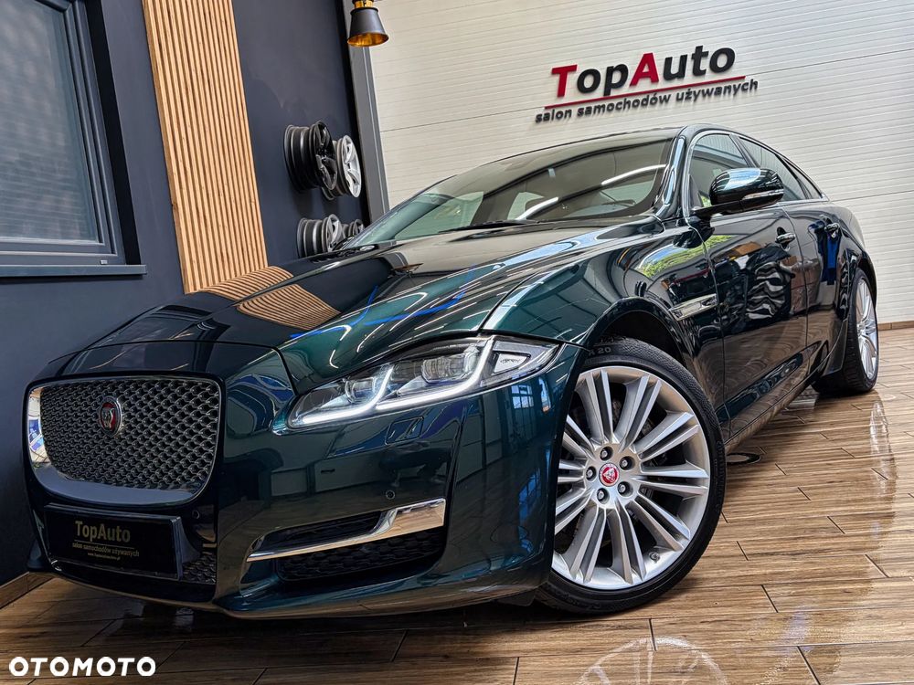 Jaguar XJ 3.0 D V6 Premium Luxury - 15
