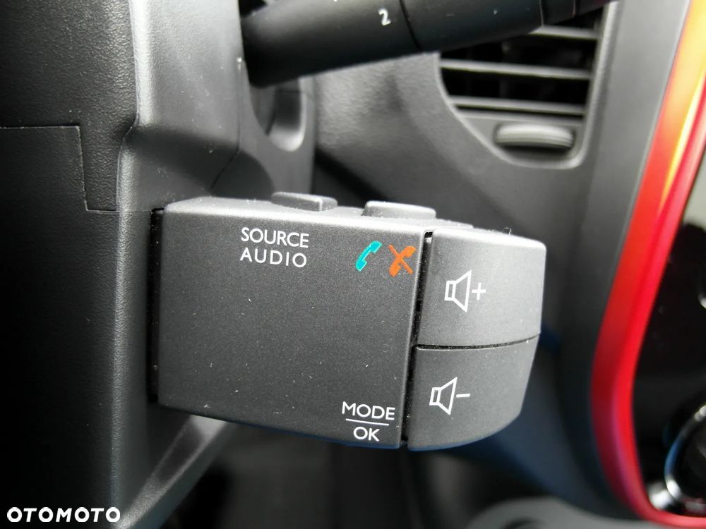 Renault Captur 1.2 Energy TCe Intens EDC EU6 - 36