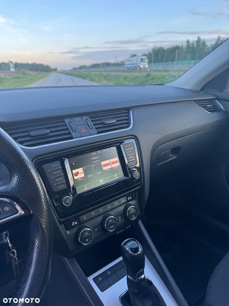Skoda Octavia 2.0 TDI Ambition DSG EU6 - 21