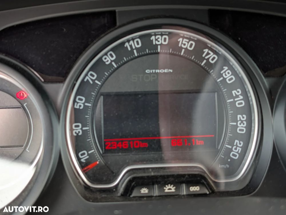 Citroën C5 HDi 165 FAP Exclusive - 12
