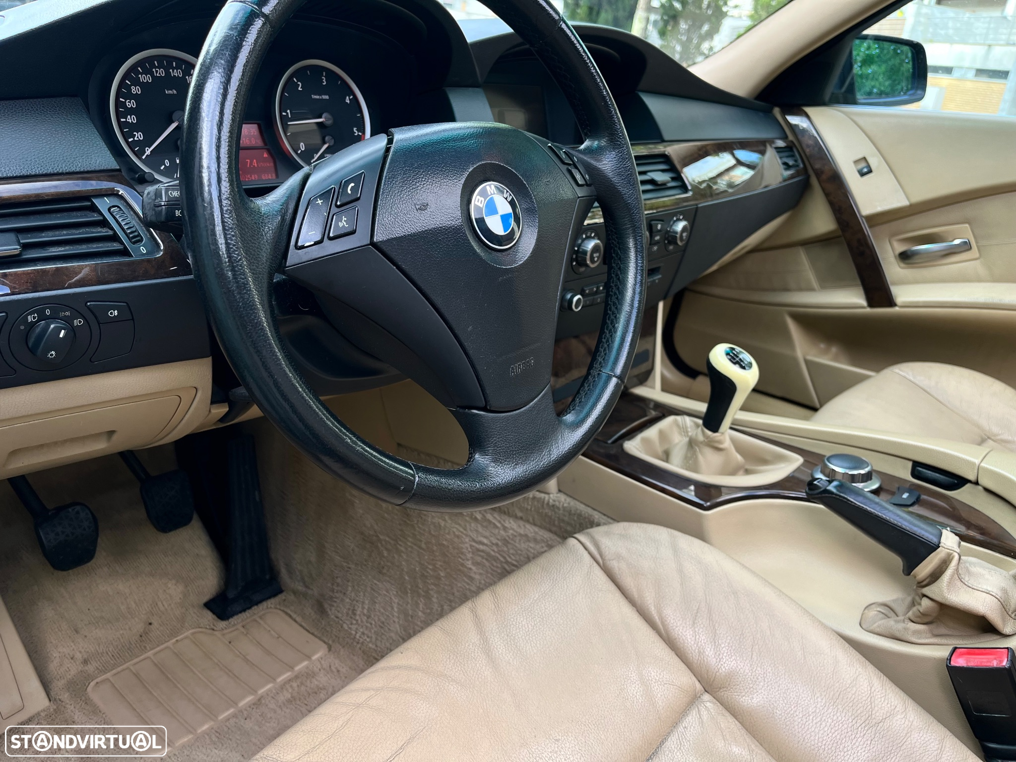 BMW 520 d Touring 17 - 19
