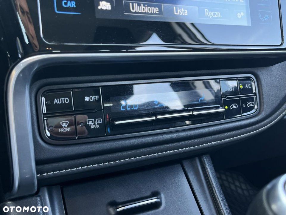 Toyota Auris - 22