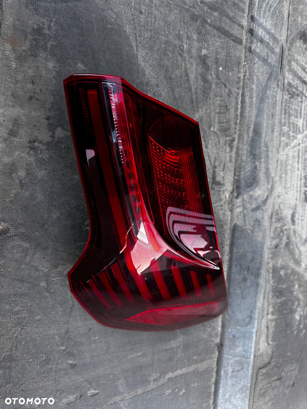 LAMPA PRAWY TYŁ LED AUDI E-TRON 4KE 4KE945092B