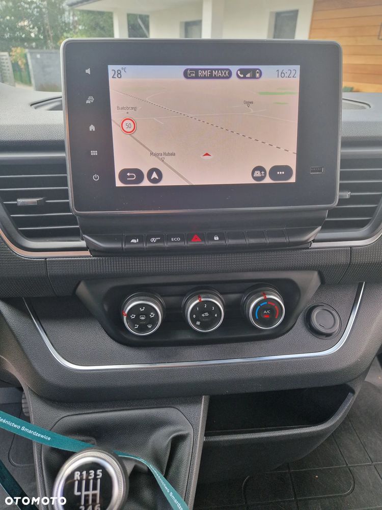 Renault Trafic - 19