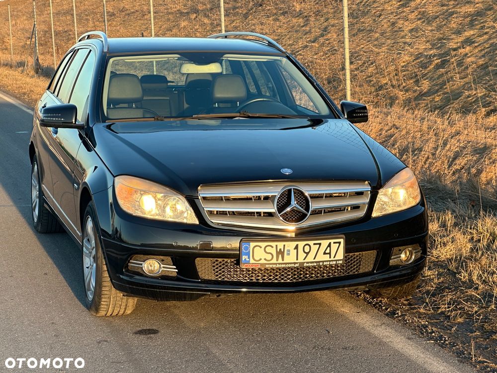 Mercedes-Benz Klasa C 180 K BlueEff Elegance - 1