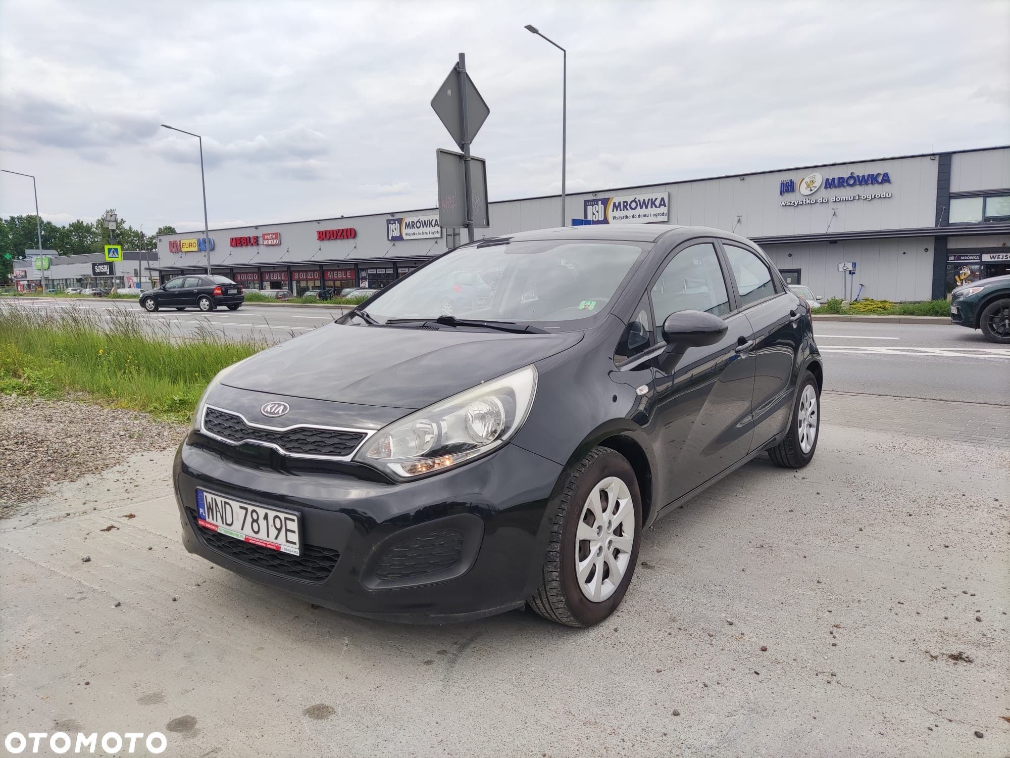 Kia Rio 1.2 Attract - 1