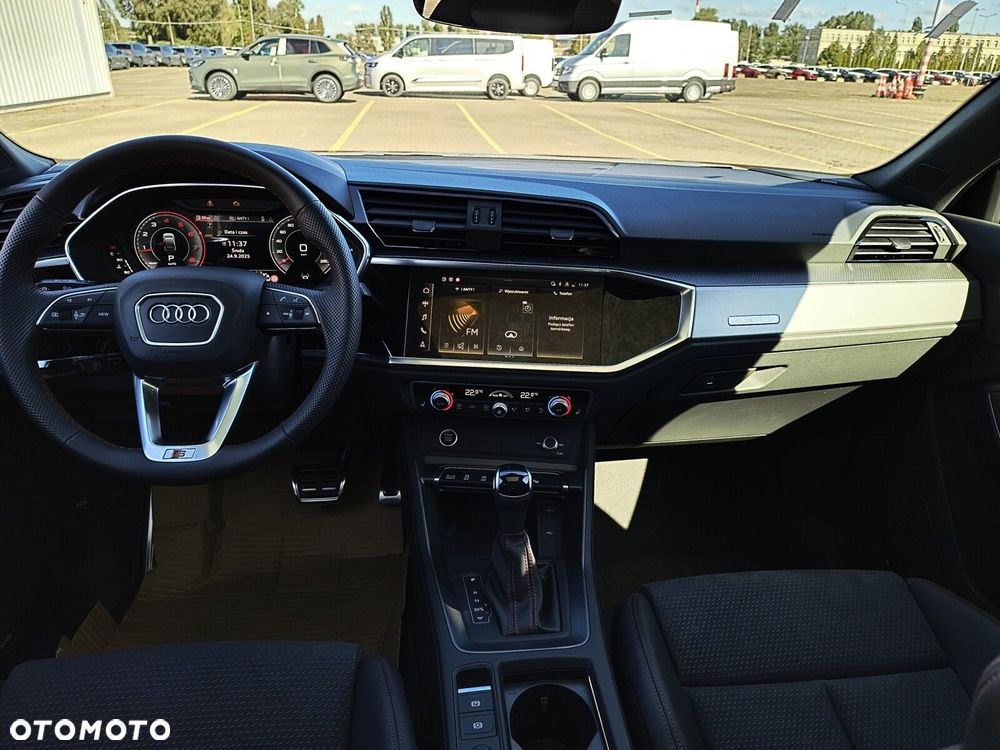 Audi Q3 Sportback - 19