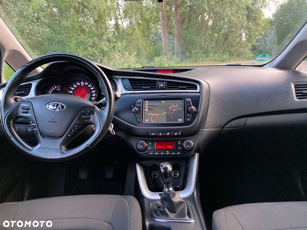 Kia Ceed 1.6 GDI L Business Line - 9