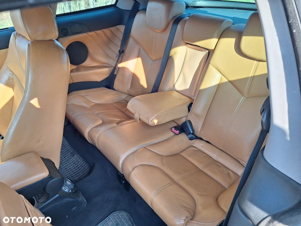 Alfa Romeo GT 1.9JTD 16V Distinctive - 9