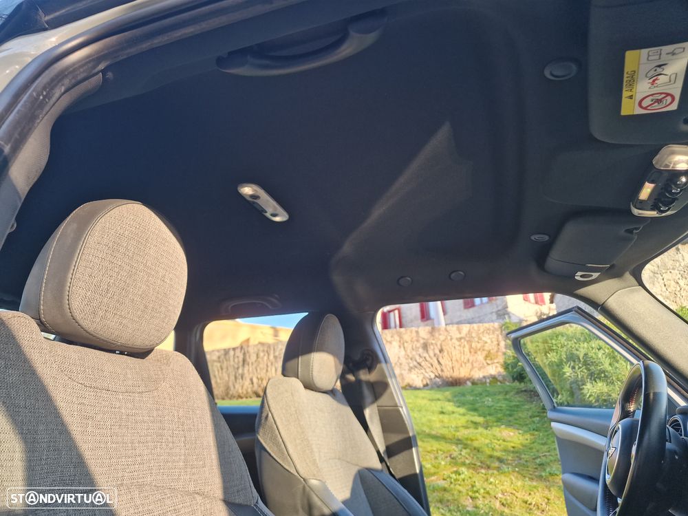 MINI 5 Portas Cooper D - 15