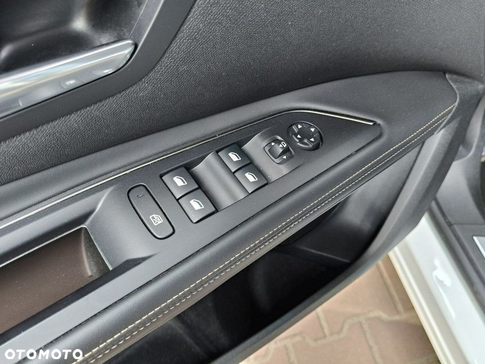 Peugeot 5008 - 26
