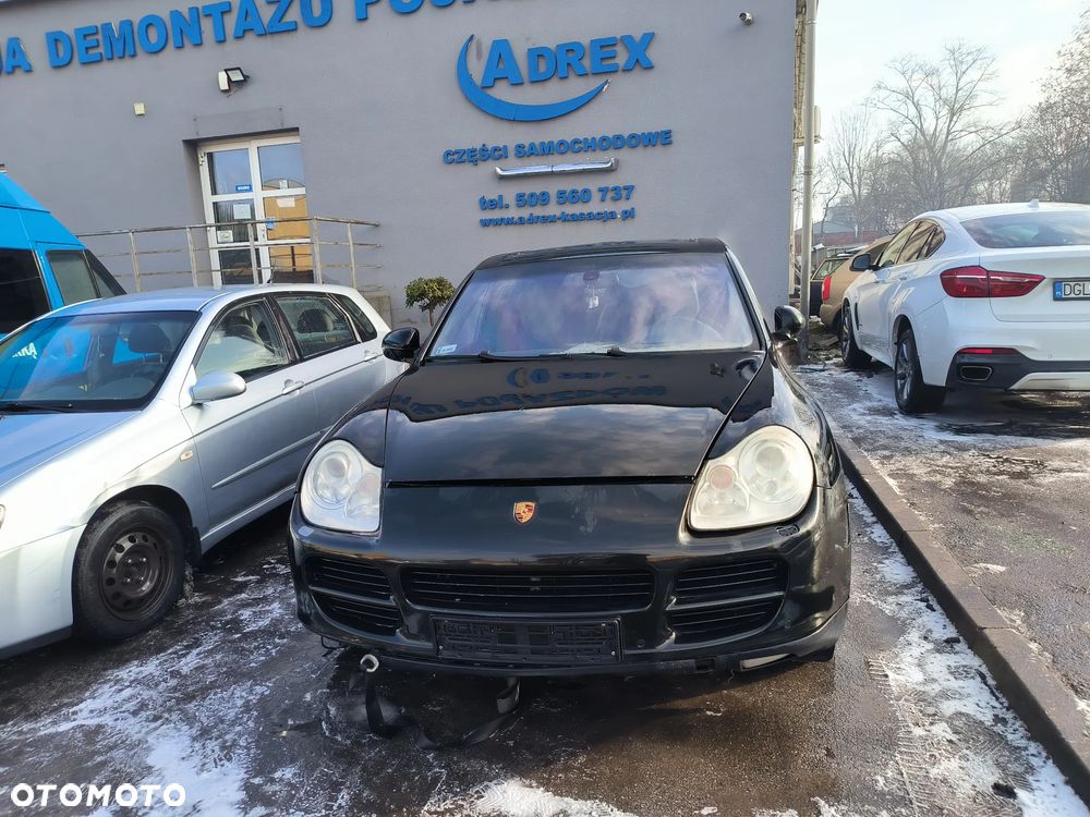 Zderzak maska drzwi części Porsche Cayenne I 4.5 V8