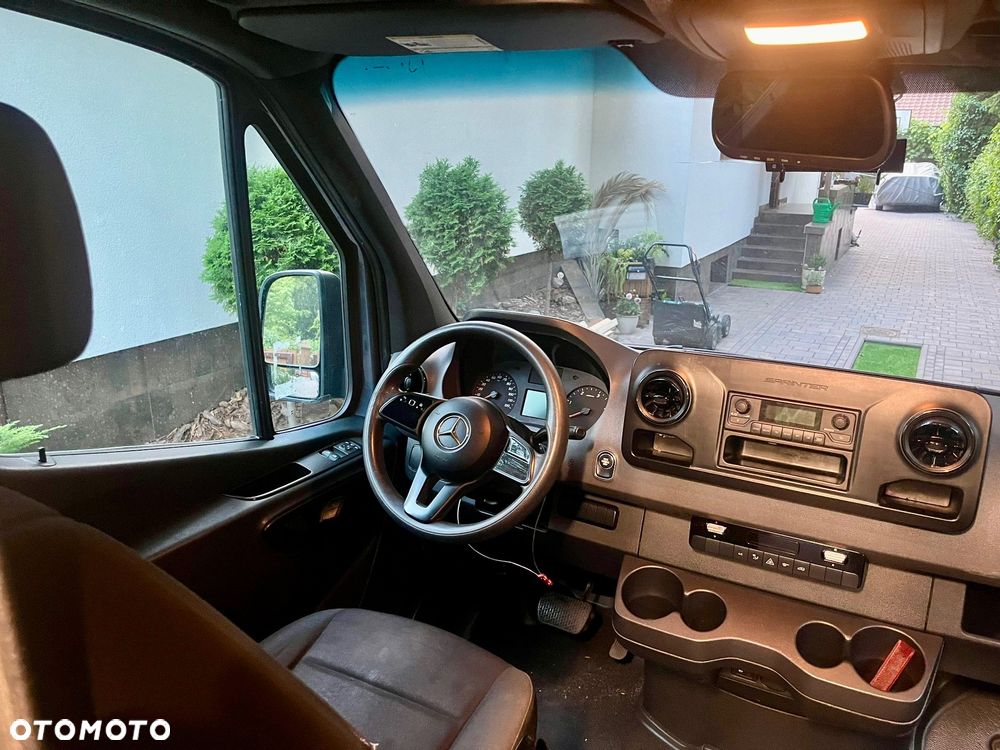 Mercedes-Benz SPRINTER - 5